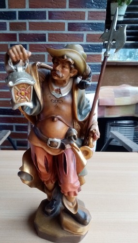Nachtwächter mit sockel - nachtwächter,