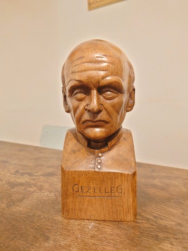 Guido gezelle buste - guido,
