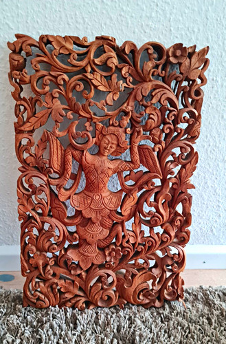 Handgeschnitztes holzrelief - handgeschnitztes,