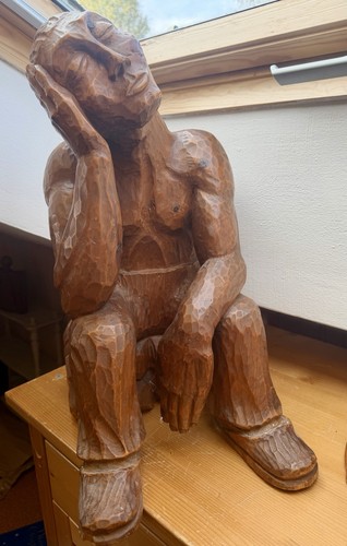Große holzskulptur der - große, „der