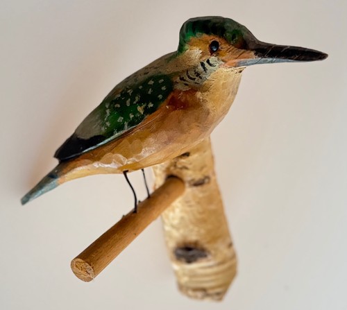 Vogel handgeschnitzt aus holz - vogel,