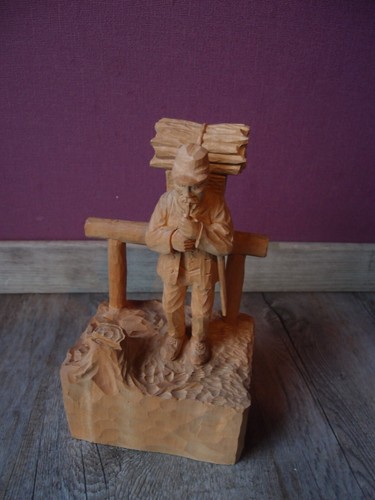 Holzschnitzerei holzsammler - holzschnitzerei,