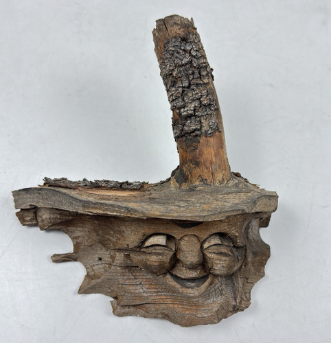 Alter geschnitzter waldgeist - geschnitzter,