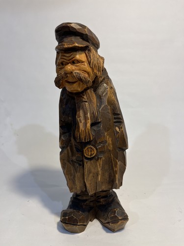 Geschnitzte figur karikatur - geschnitzte,